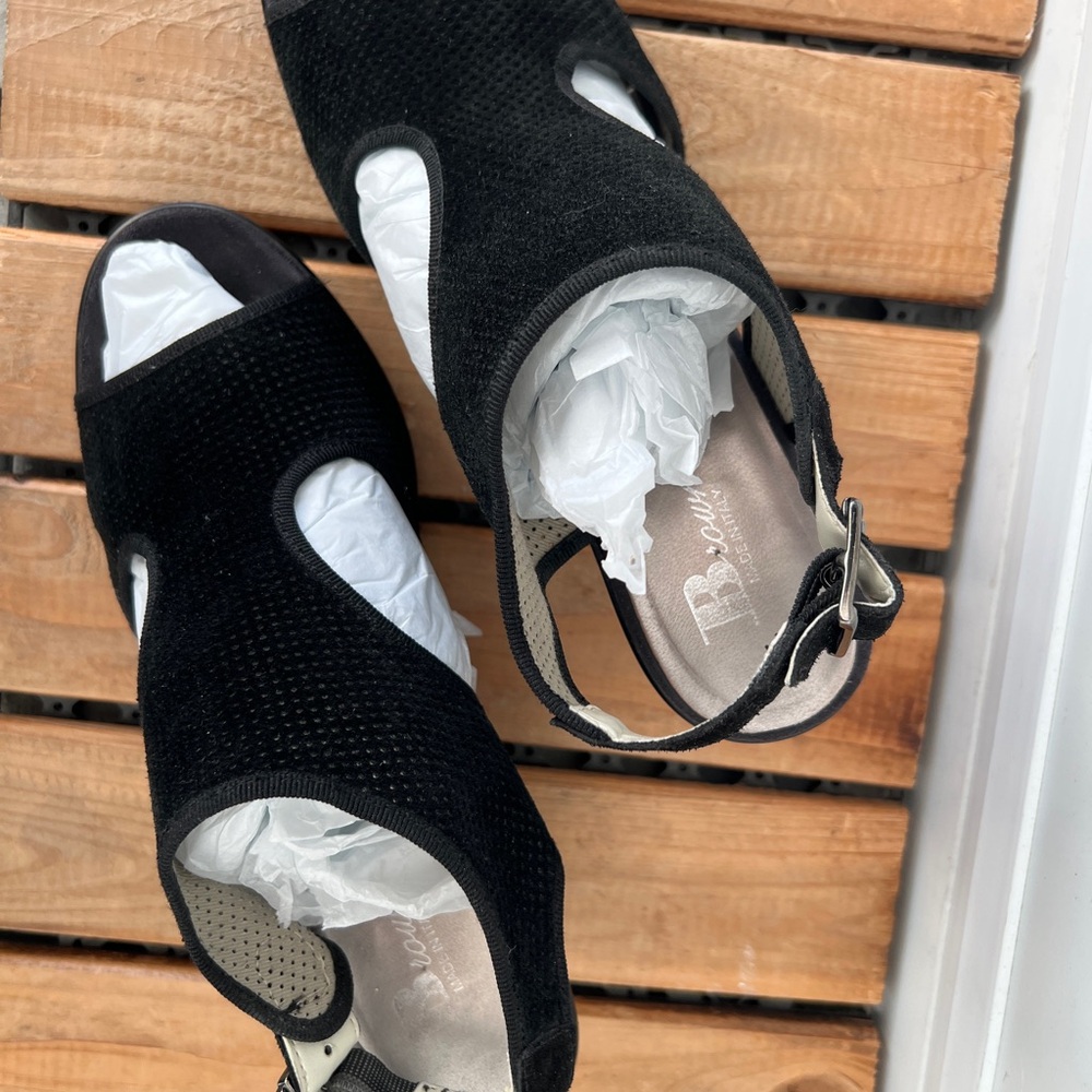 BROWNS Black Wedge Sandal with Ankle Strap - Picture 10 of 10